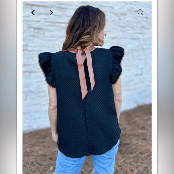 New With Tags Boutique Voy Black Quilted Flutter Sleeve Top Sz M - Picture 2 of 12